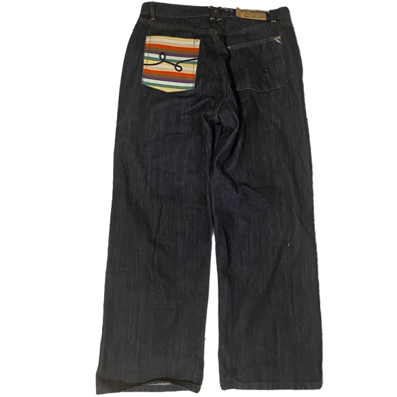 Jeans - Picture 2 of 5